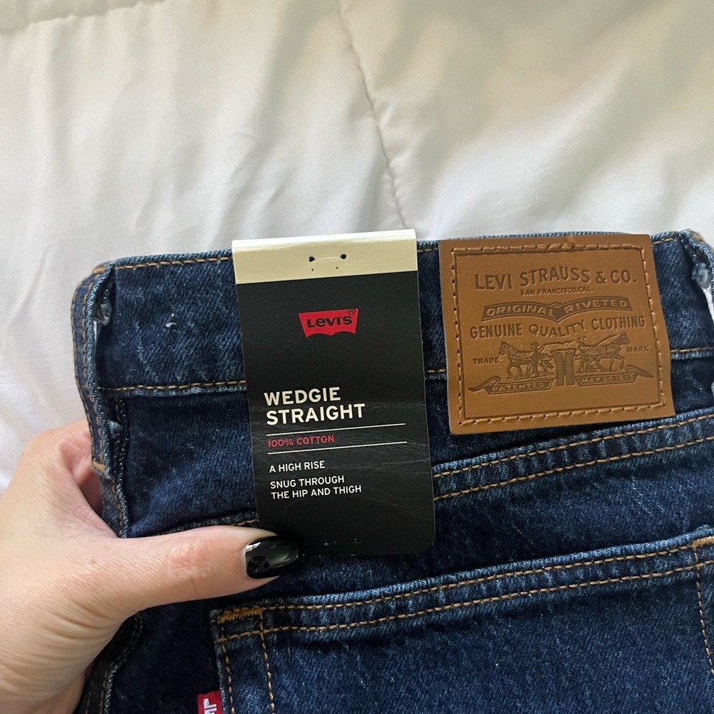 Levi's Women's High Rise Dark Blue Jeans